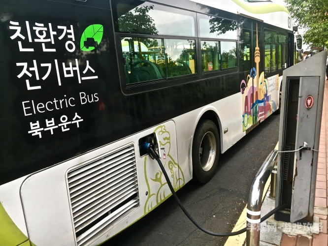 上原korea
深度解析上原Korea现象，韩国文化如何通过社交媒体影响全球年轻一代