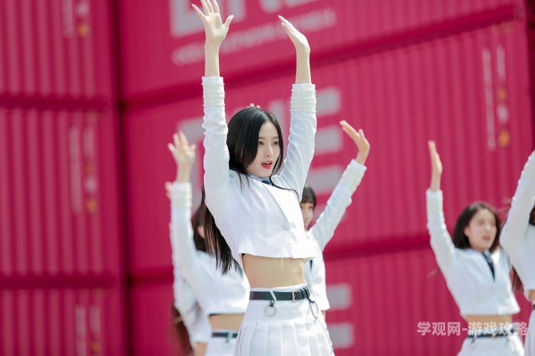2020亚洲中文字幕久在线2020亚洲中文字幕热议，在线观看盛况